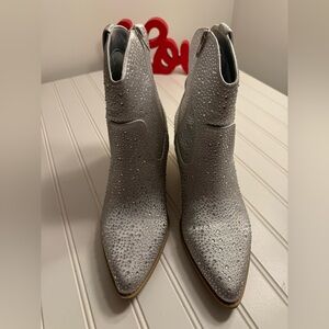Qupid Silver Studded Ankle Boots